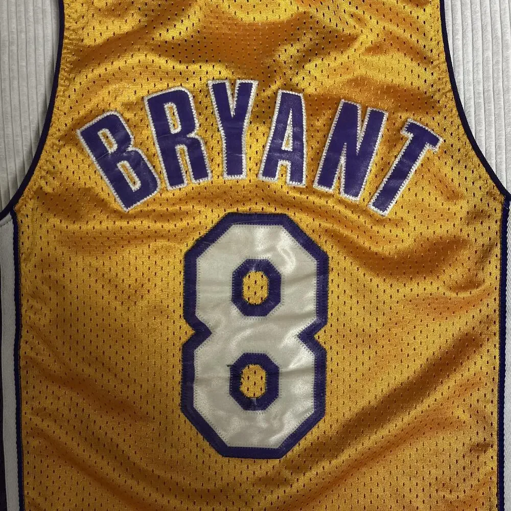 Los Angeles Lakers Jersey Youth Medium Gold NBA Basketball Kobe Bryant 8 Nike